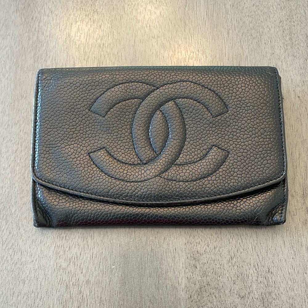 Chanel CC Caviar Leather Compact Clutch Wallet Classic Black Luxury